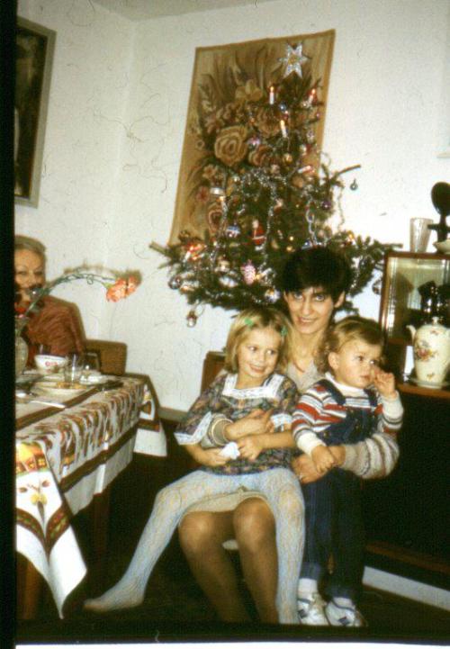 mrpaulsexywesley:  Paul Wesley with his older sister and his mom - way back in the day! 