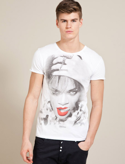 Rihanna talk that talk tshirt available from Republic for £20.00 click HERE to view