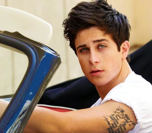 Tagged as david henrie justin russo Wizards of Waverly Place hot guy cute