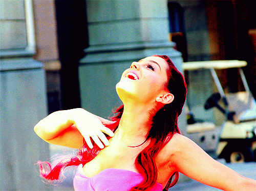TAGS ariana grande put your hearts up