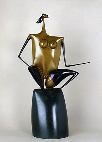 Here is an example of Philippe Hiquily’s sculpture, c. 1990. This work is titled La Tapeuse. It is made of bronze with two patinas.
