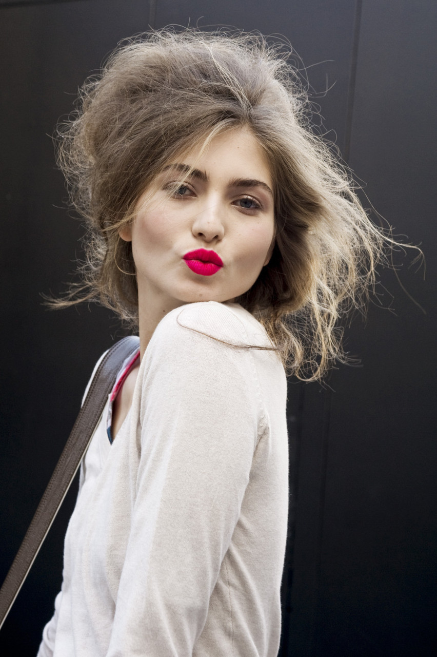 KISS! KISS! 
passionedelamode:

model after DVF SS 2012
