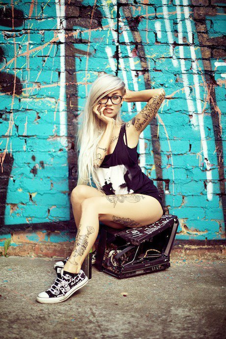 Sara Fabel Reblogged 1 month ago from ohmygodbeautifulbitches 514 notes