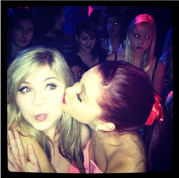 Jennette McCurdy And Ariana Grande
