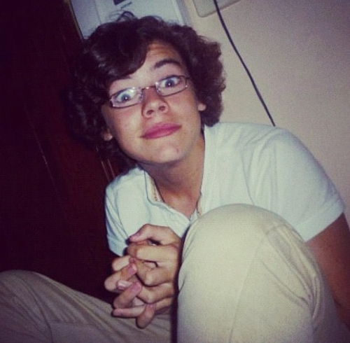 Tagged: glasses harry styles