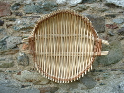 drumcannon:

Catalonian Platter - made with white willow from Drumcannon
- Cathy

