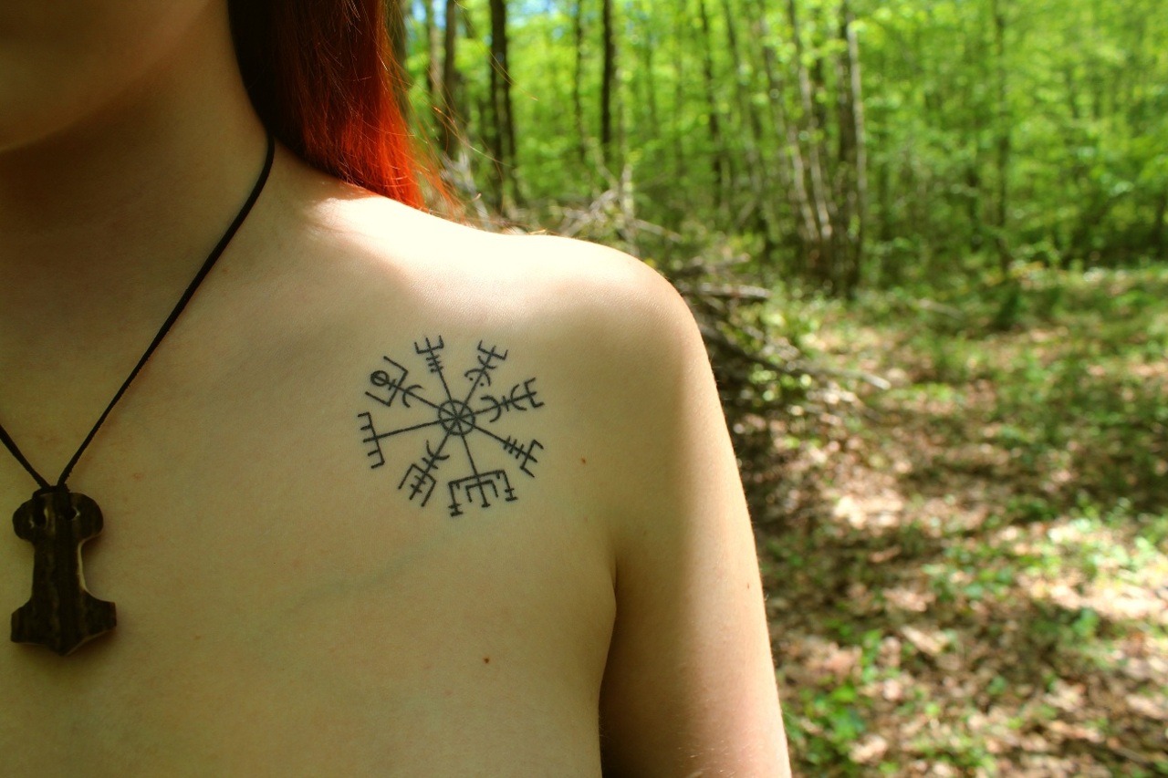 Татуировки с Рунами (подборка фото) - Страница 2 Tumblr_m3p9b1VEHn1qgo20mo1_1280