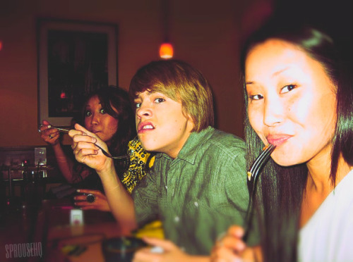  cole sprouse brenda song 2009