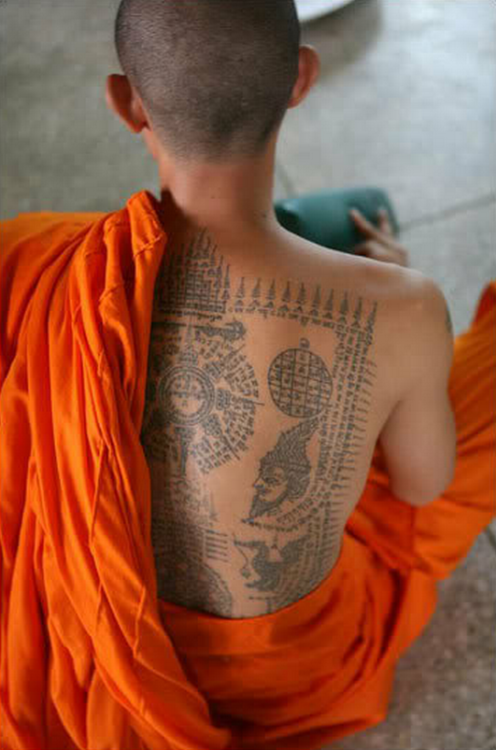 dr0gon Sak yant yantra tattoo designs are normally tattooed by magic 