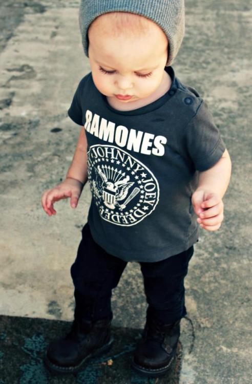 
Ramones!
