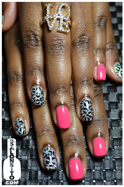 Uv mani: glitter leopard print and beautiful hot pink to match. Tags; nails