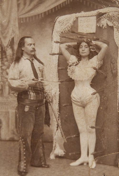 littlepennydreadful:

Gardner, Untitled (Knife Thrower Signor Arcaris & his sister Miss Rose Arcaris), c.1900

