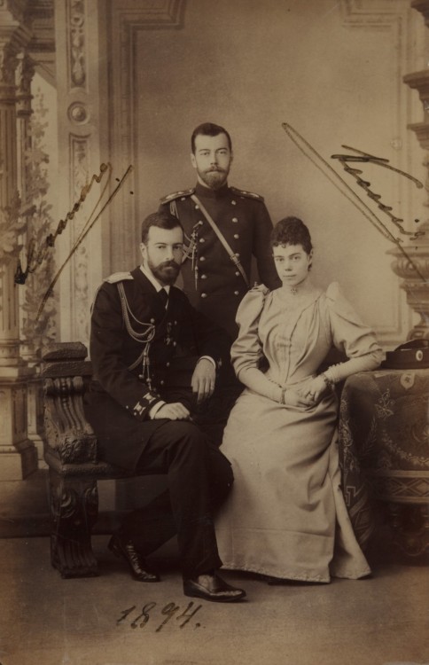 Tsar Nicolas II, Grand Duchess Xenia Alexandrovna and Grand Duke Alexander Mikhailovich. 