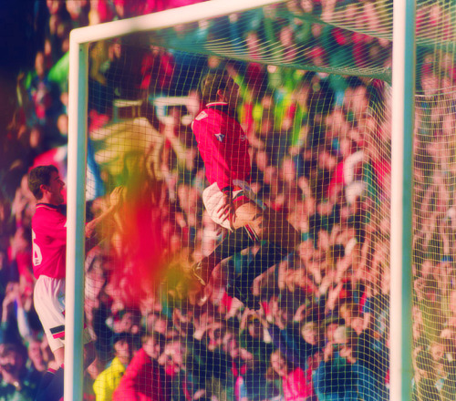 
61/100 photos of Manchester United.
