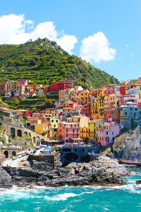 limon-cello:

jolie-fille-laide:

Italy


i’ve been here, one of the most beautiful places on earth!