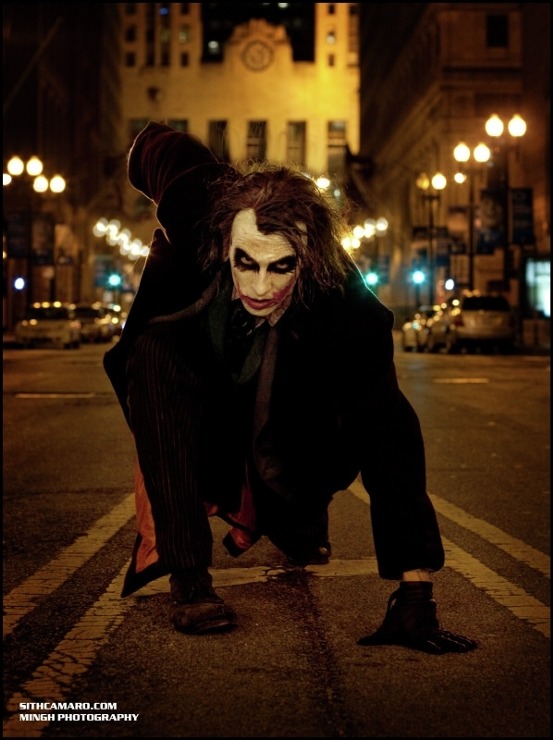 The Joker (Batman) Cosplay - sithcamaro