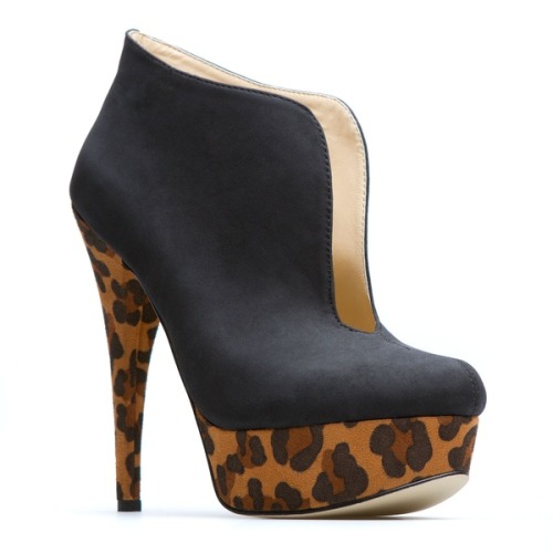 ankle bootie for the season with a breezy open design an