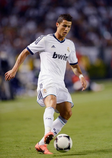  Concentrated.(via Photo from Getty Images)
LA Galaxy vs. Real Madrid 1:5, 03.08.2012