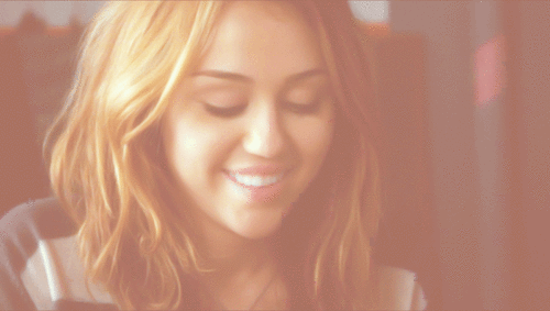 Her smile is like a Sunshine.