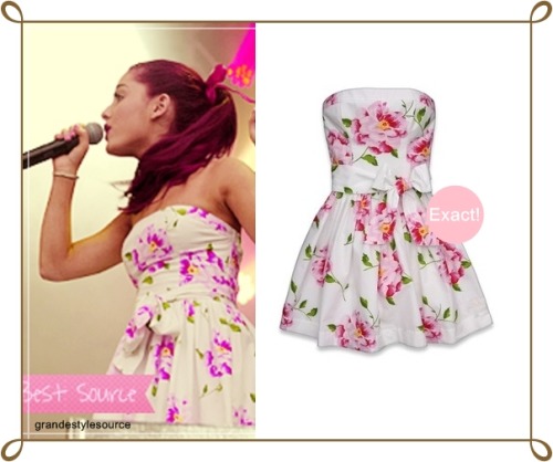 Ariana Grande at a victorious concert in OrlandoExact Abercrombie And Fitch Payton Dress | (ebay has different prices) You can buy it at the Abercrombie And Fitch store too, but the exact color was sold out. So I looked it up on ebay for you :) If you would like to buy it at the store you can do it here.