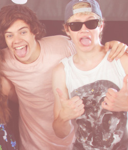 jumping-with-nialler:

I love this picture…
