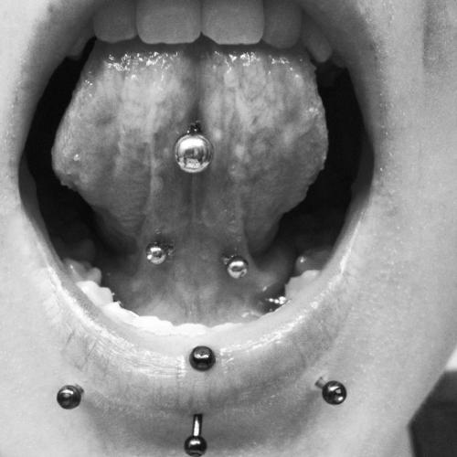 Name:Taey Pasley
Age:16City:Idaho FallsPiercings Shown:Tongue, Frenulum, Snake Bites, Cupids KissPiercings Not Shown:noneRetired Piercings:noneSubmitted by: justtaey