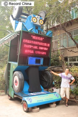 (via 自作のトランスフォーマー！半年かけ変形ロボットを制作―山東省済南市 - Yahoo!ニュース)