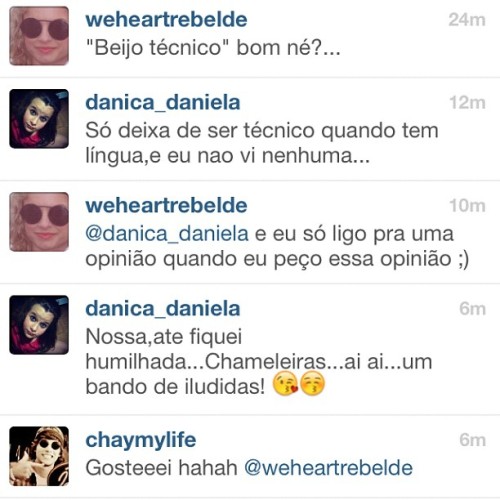 weheartrebelde:

Pode falar o que quiser, mas vim ofender as ChaMeleiras no meu instagram é pedir pra morrer! (Publicado com o Instagram)
