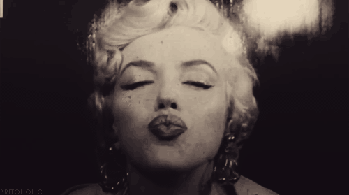 Marilyn Monroe Blowing Kisses