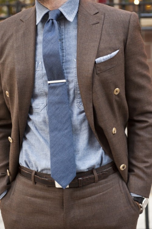 Shirt/tie color palette with a brown suit?