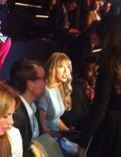 
Taylor Swift front row at Elie Saab



Oh looks like she did stick around in Paris then.