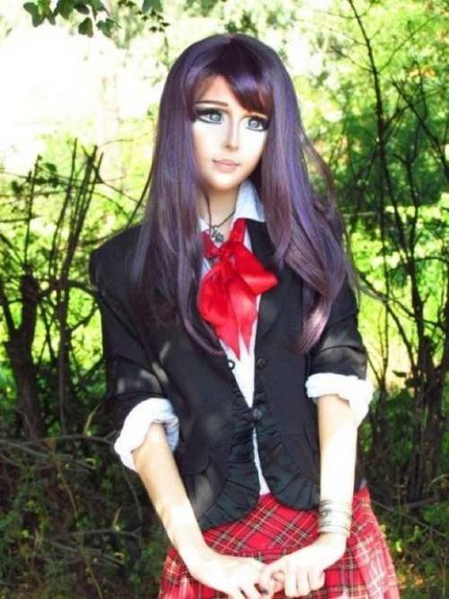 Girl turns herself into real anime character | The SuperHeroHype Forums