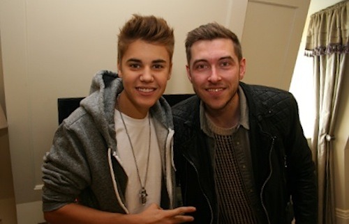 ukbiebersource:

Justin with Alex James from In:Demand
