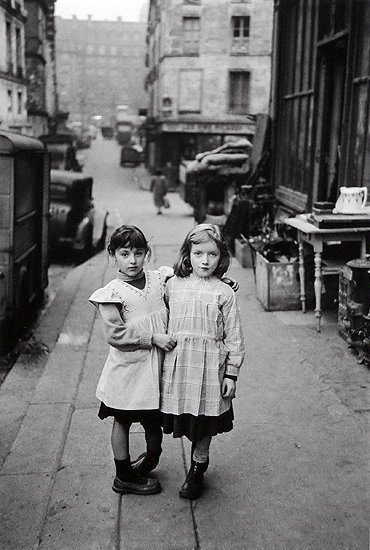 thediariesofakiller:

The Two Friends by Edouard Boubat, 1923.
