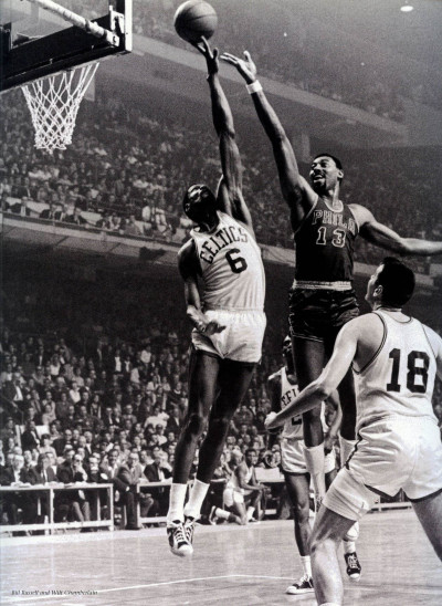 Wilt Chamberlain's Vertical Jump Was As High As Michael Jordan's And He Ran  40 Yards As Fast As LeBron James - Fadeaway World