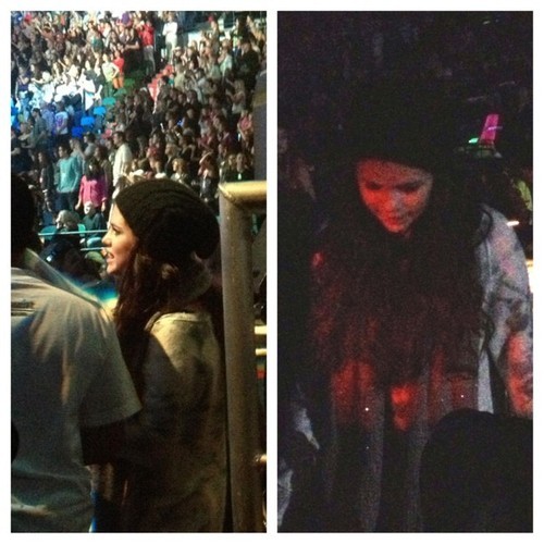 Selena at Justin&#8217;s concert