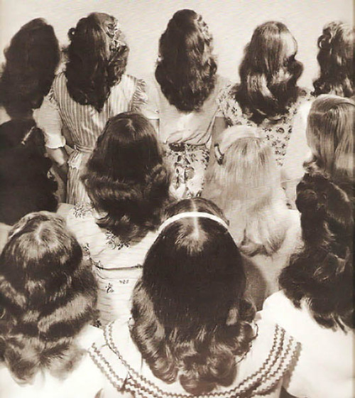 vintage #1940s #vintage hairstyles #retro snap #1940s hairstyles