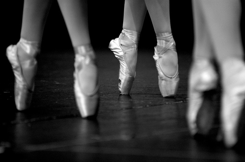 toe shoes ballet