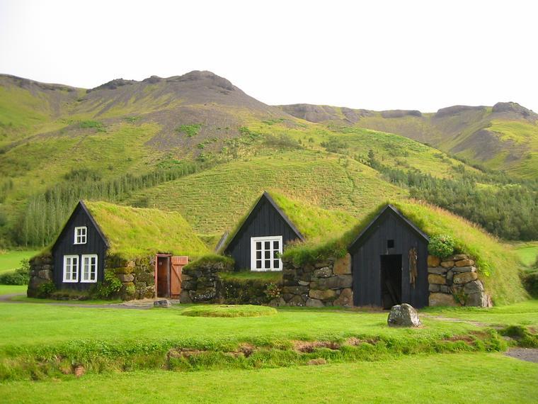 iceland houses