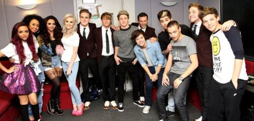 paulways-watching-1d:

One Direction, Little Mix and McFly in the Radio 1 studio today