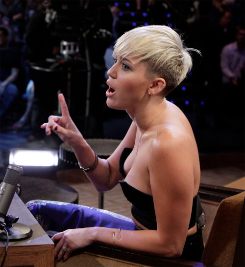 Miley Cyrus down-blouse, near-nip slip &#8212; cleavage say what?