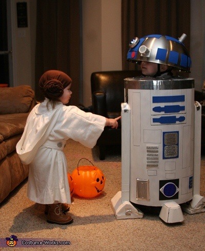 Leia and R2D2 (Star Wars) Kids
&#8220;You&#8217;re my only hope!&#8221;