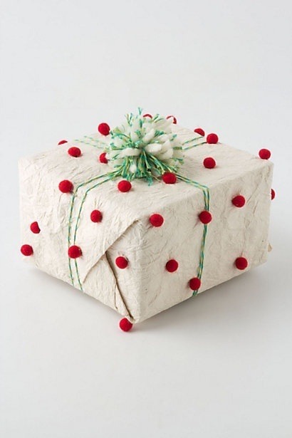 livin-on-lovee:

#christmas #present #wrapping #polkadots

