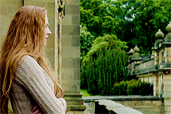 Sophie Turner (Sansa Stark) - Σελίδα 2 Tumblr_mytutaW9ce1rsgntko10_250