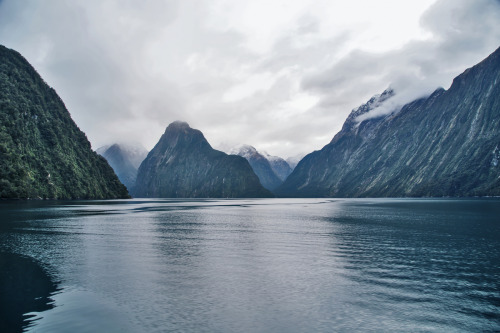 TRAVELINGCOLORS - Milford Sound | New Zealand (by Abbie Calvert) 