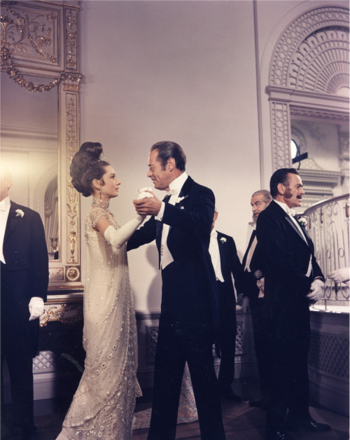 lottereinigerforever: Audrey Hepburn &amp; Rex Harrison in “My Fair Lady” 