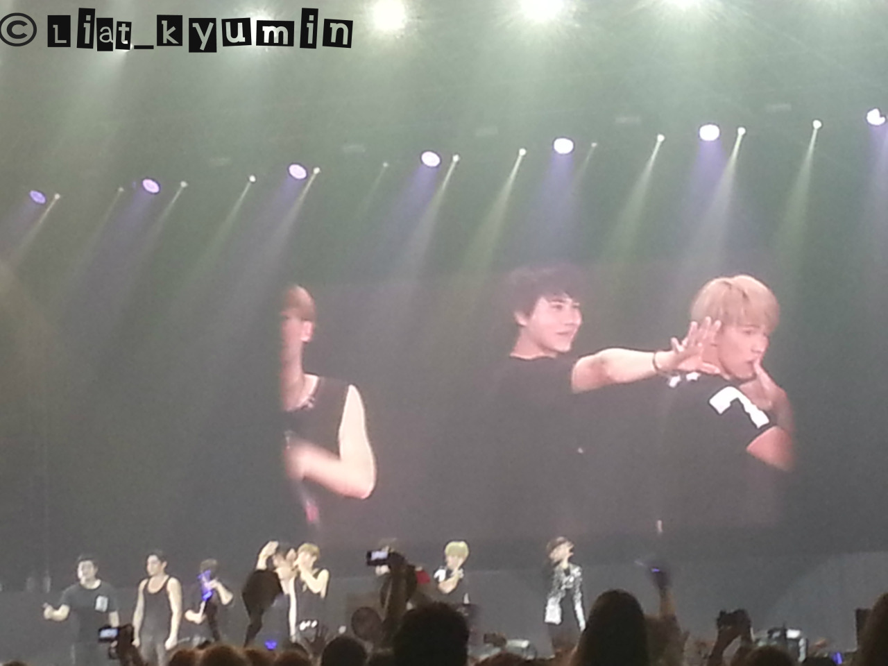 Kyumin from SS5 london 9/11/13   1. kyu always came near min and when someone touched min he was side -eyeing them 2. in the introducing kyu was talking nonsense and Sungmin was on the other side laughing hard and facepalming  XD 3.in rockstar they kept dancing next to each other 4.in wonder boy kyu tried to hit min with his stick XDDD 5.at the end kyu came towards min and min tried several times to grab his hand but kyu hadn’t notice him so he lowered his head in awkwardness (because it wasn’t the right time) at the end they were holding hands and I couldn’t stop crying (from JOY of course There were more kyumin moments , I cant remember all of them now so I’ll watch all of my videos and update more facts later ^^  cr:Liat_kyumin please do not remove the credit!