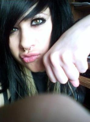 more emailed duckface!  emo punchface duckface!  send us more of your found duckfaces at antiduckface@gmail.com