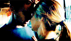 Four♥Tris (Divergent) #1 Parce que 'I am his, and he is mine, and it has been that way all along' Tumblr_n4r090gdcC1su9sqfo2_r1_250