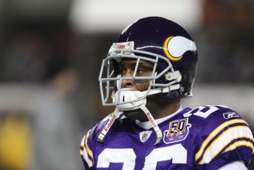 Former Viking Antoine Winfield is looking forward to playing his old team in November. (USATSI)